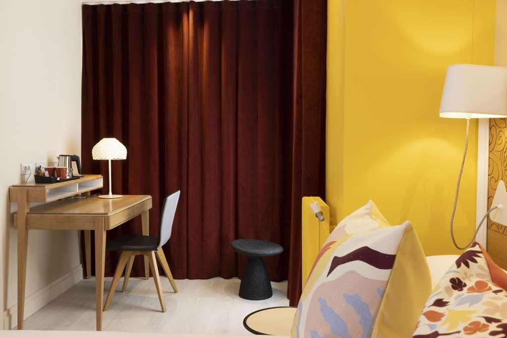 Hotel Elysees 8 Paris Phòng bức ảnh